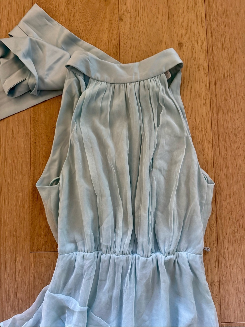 Alice + Olivia Emilia Ruffle Bow Neck Silk Gown in Julep - Picture 6 of 9